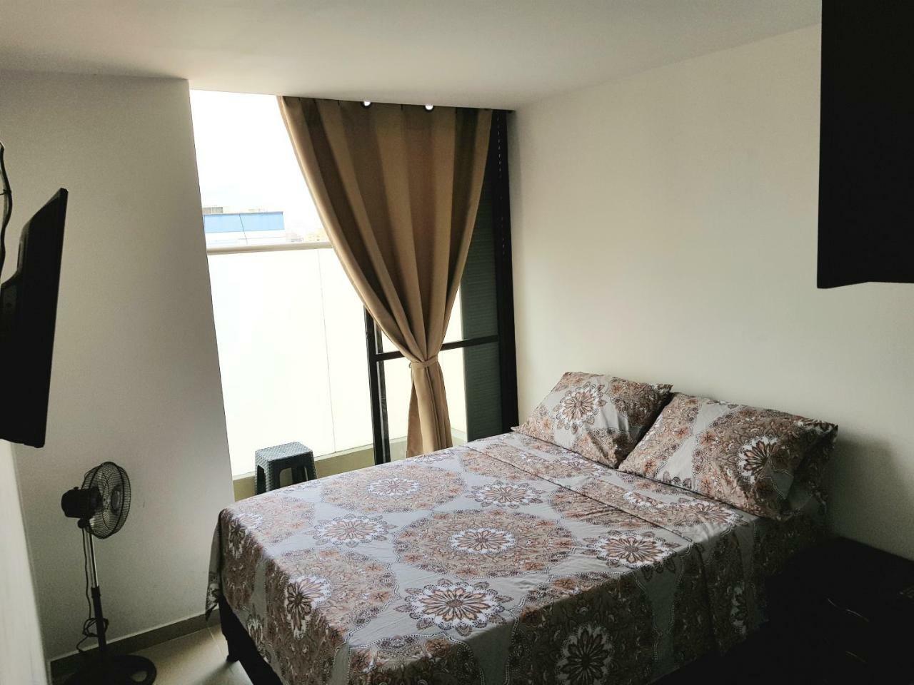 Apartasuites Medellin Los Molinos Экстерьер фото