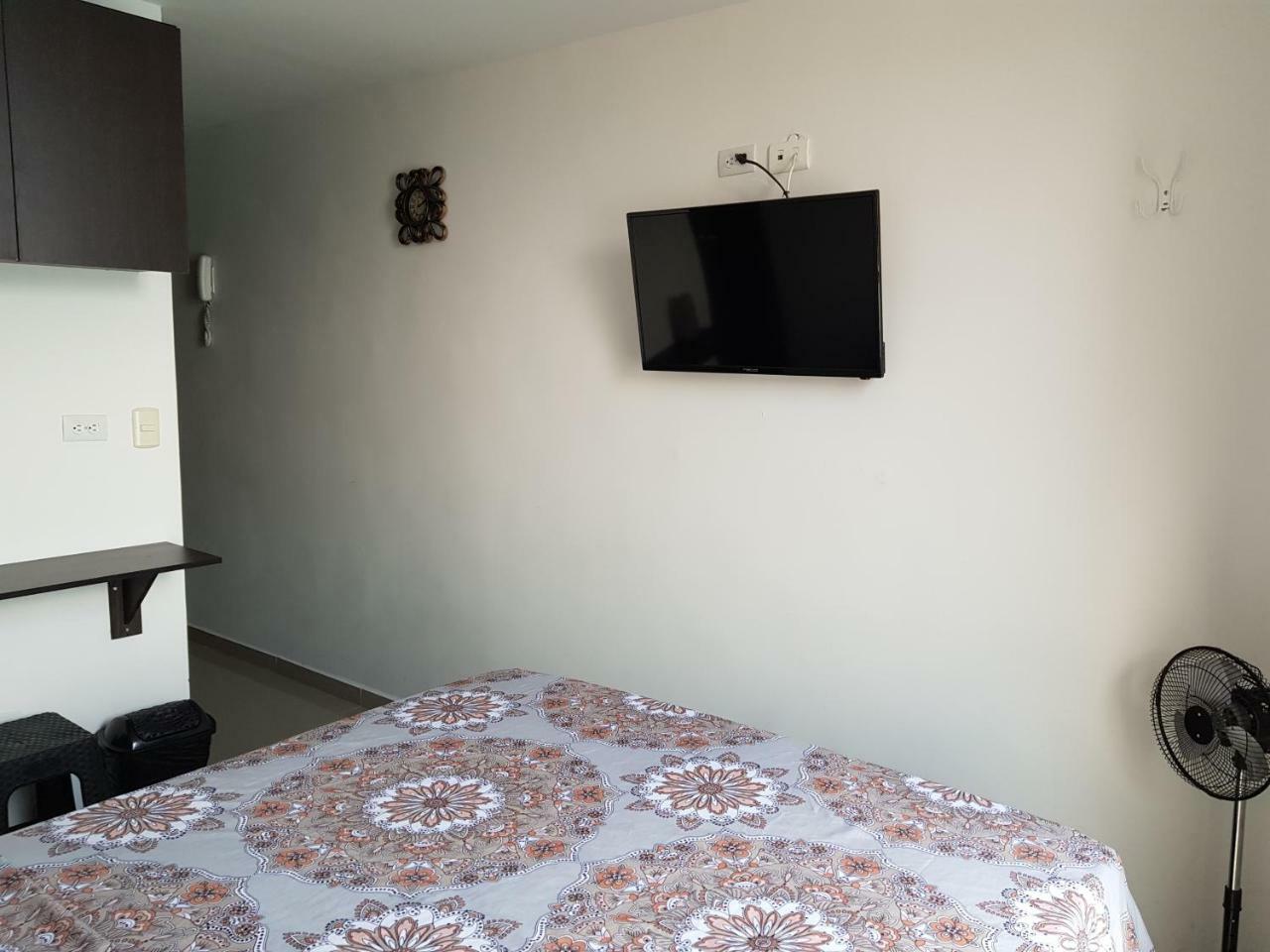 Apartasuites Medellin Los Molinos Экстерьер фото