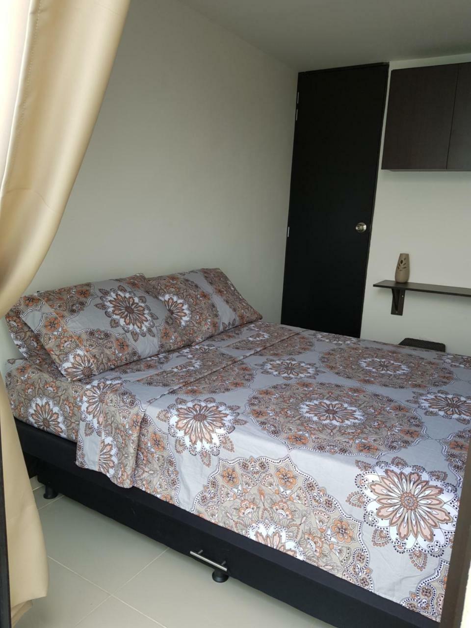 Apartasuites Medellin Los Molinos Экстерьер фото